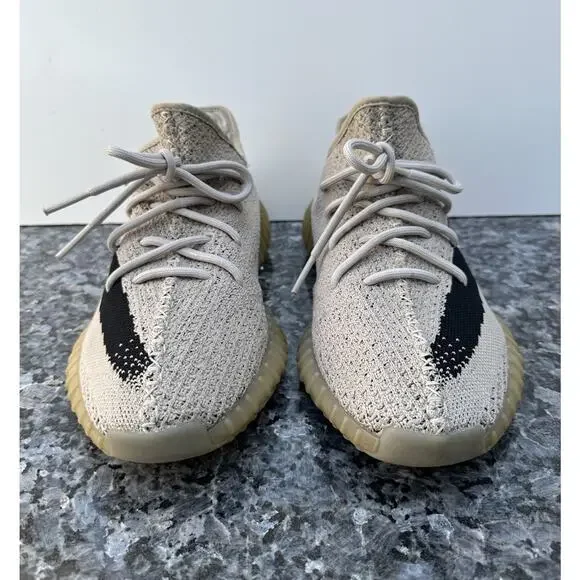 Adidas Yeezy Boost 350 V2 Beige Black SPLY-350 Size 9.5 HP7870 Kanye West - Picture 3 of 12